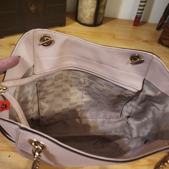 Michael Kors Powder Pink Leather Jet Set Travel Chain Tote - Picture 12 of 16